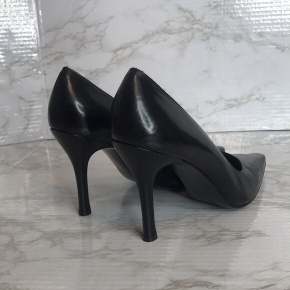 Stuart Weitzman Patent Leather Stiletto black Pumps size 9 AA - Picture 8 of 12